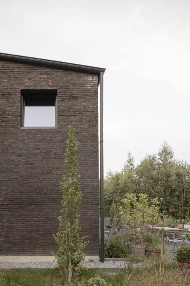 LRARCHITECTES maison habitation contemporaine unifamiliale brique Marche-en-Famenne